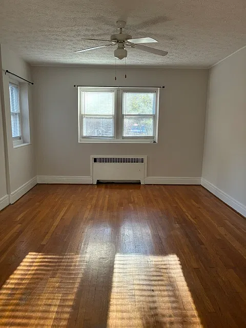 215 Ridgeway Rd #2