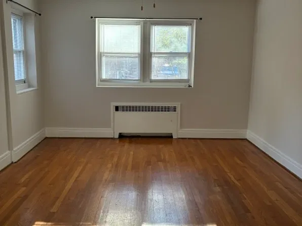 215 Ridgeway Rd APT 2, Lexington, KY 40502