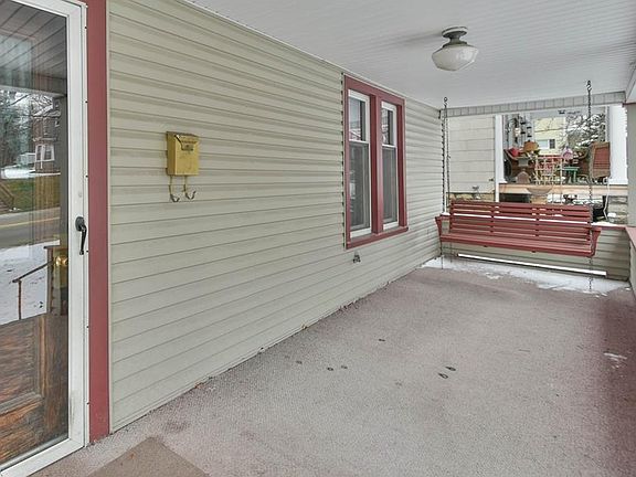2nd image of 583 W Martin St
