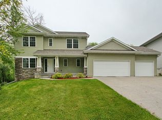2483 Muddy Creek Ln, Coralville, IA 52241
