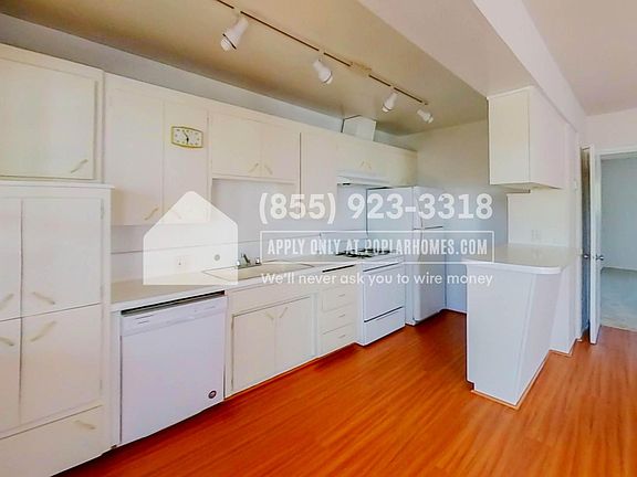 2nd image of 1514 Penmar Ave #B