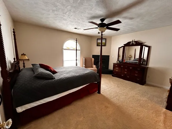 25575 Ridgeview Ln, Waynesville, MO