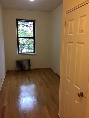 Rented by AJ Clarke | media 32