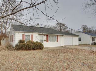 1306 Briarcliff Dr, Urbana, IL