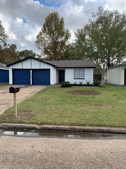 1st image of 10162 Valley Breeze Dr