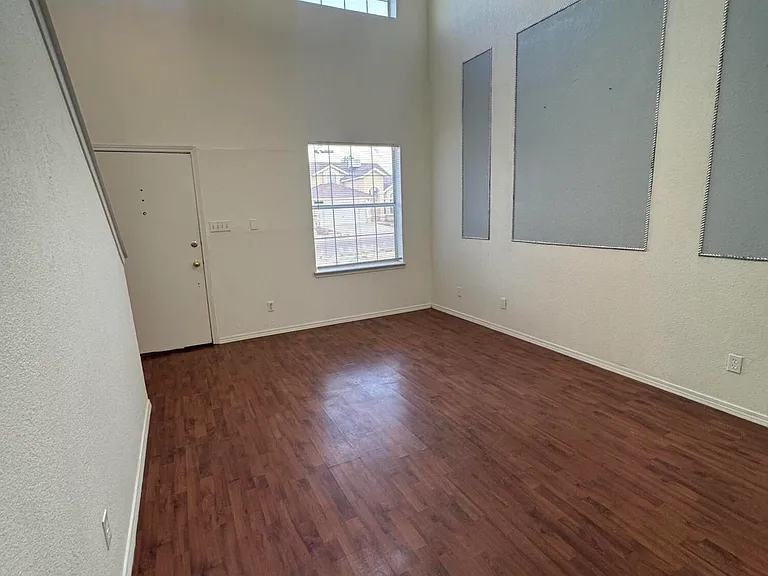 3033 Tierra Humeda Dr — Photo 30