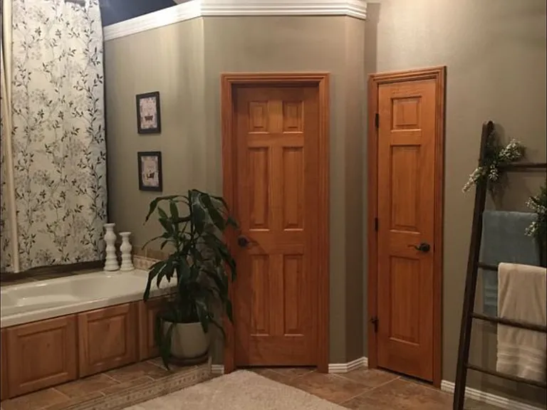 4673 Oneida Dr — Photo 4