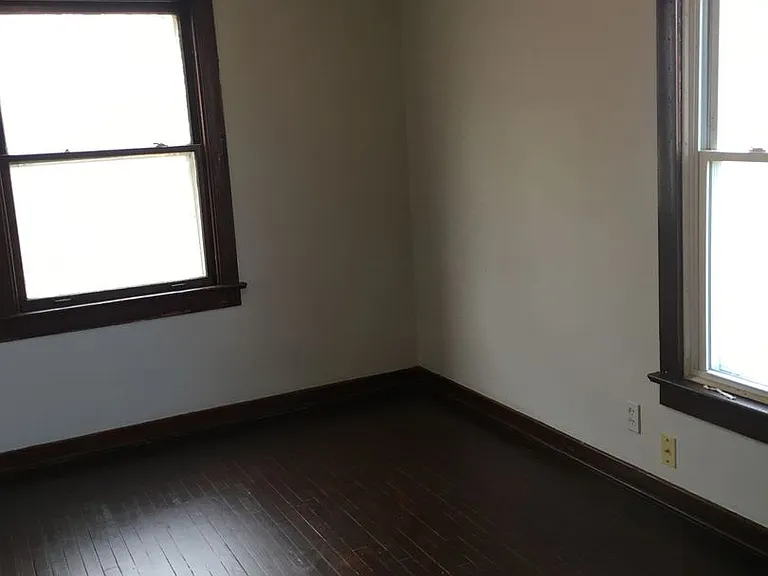 2902 Euclid Ave — Photo 4