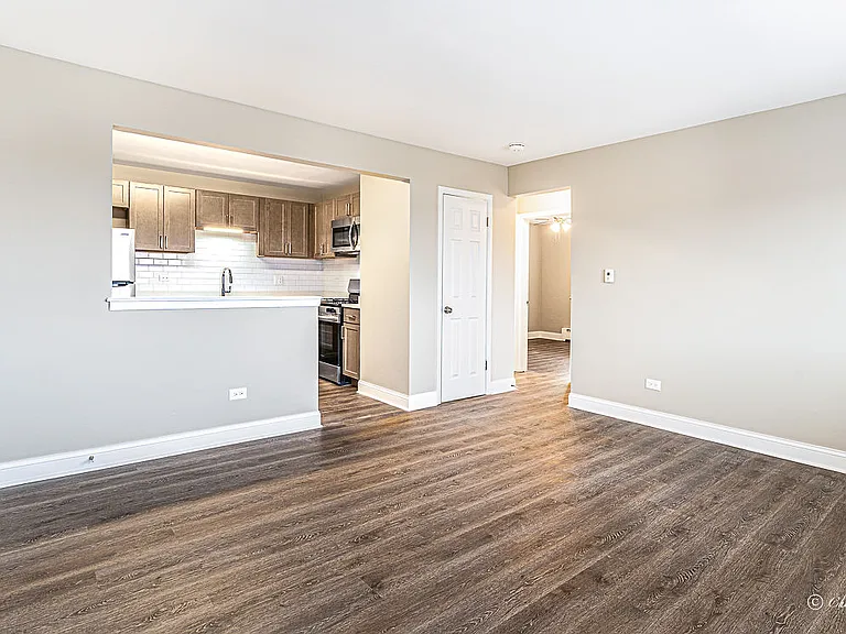 7005 W Gunnison St — Photo 4