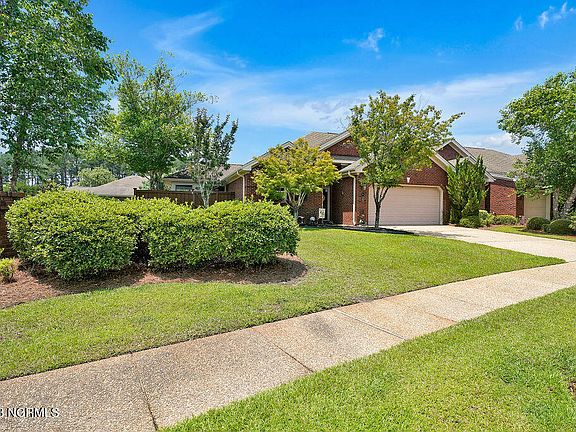 3rd image of 701 Beachwalk Drive