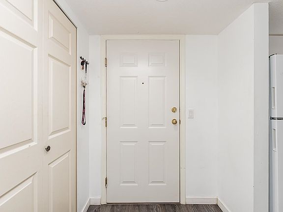 4th image of 1215 Pacific St #207