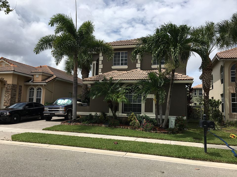 2nd image of 4061 Plumbago Pl