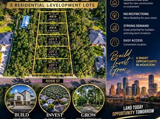 823 Rosie St, Houston, TX 77091