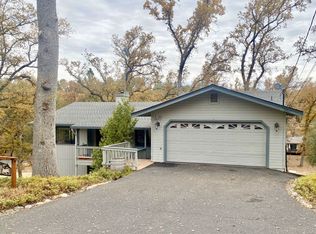 20715 Rising Hill Cir, Groveland, CA 95321