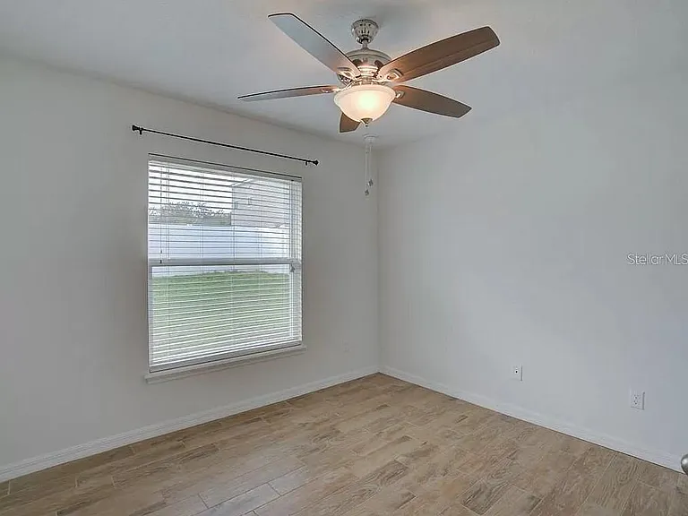 1037 Cass Ave — Photo 27