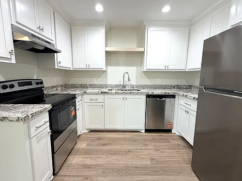 3715 Common St Photo 1