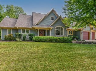 1601 Prestwick Dr, Lake Geneva, WI 53147