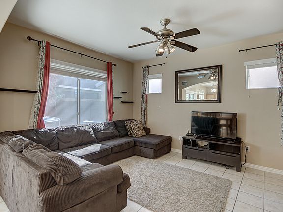 5th image of 1361 S Pheasant Dr
