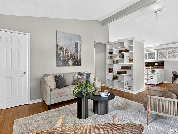 5th image of 511 Joshua Dr