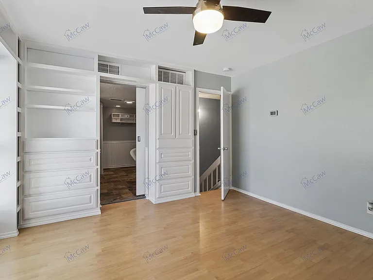 2101 Park Willow Ln #B — Photo 10