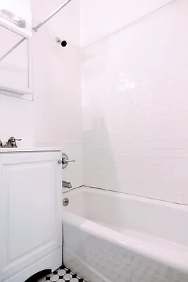 Rented by GPA Realty | media 16