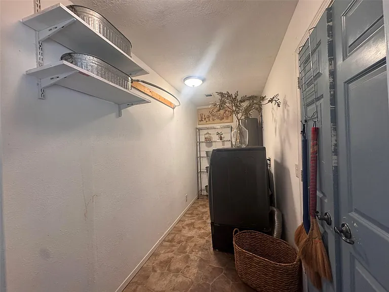 105 Magnolia Ln — Photo 10