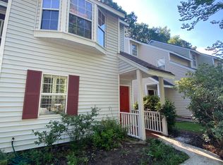 10 Townpark Ln APT A, Charleston, SC 29412