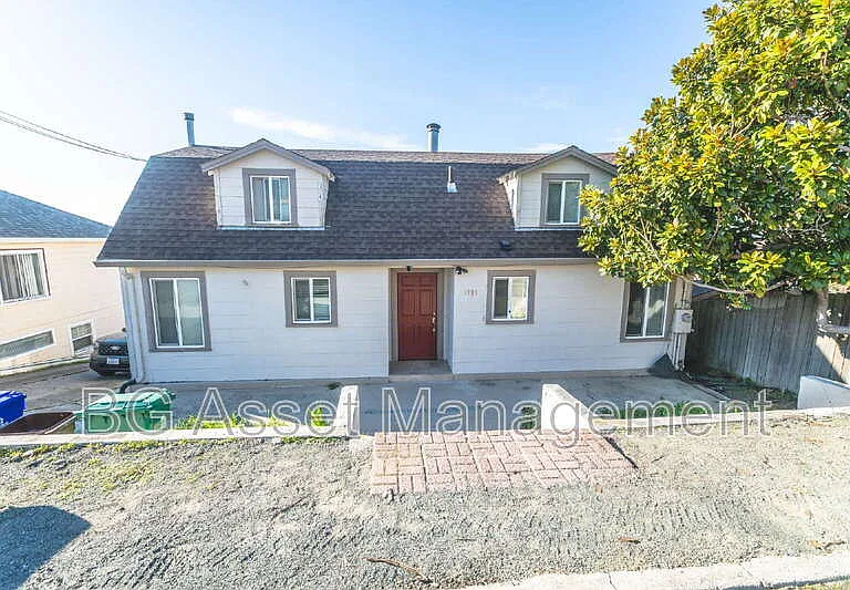 1723 Bayo Vista Ave — Photo 28