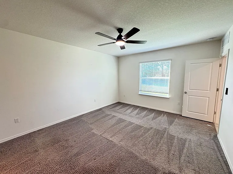 320 Mariana Way — Photo 16