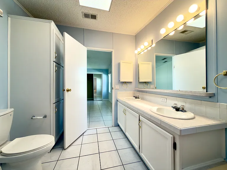 827 Sun Glow St — Photo 19