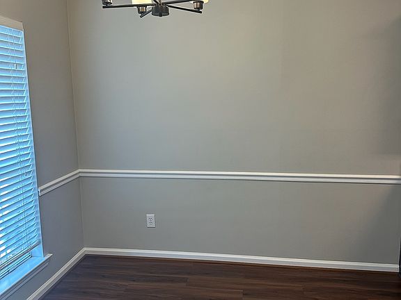 5th image of 148 Chase Creek Cir #148