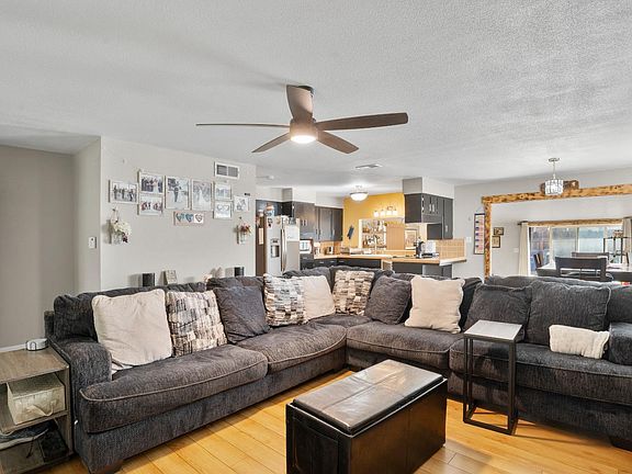 5th image of 1430 Locke Rd