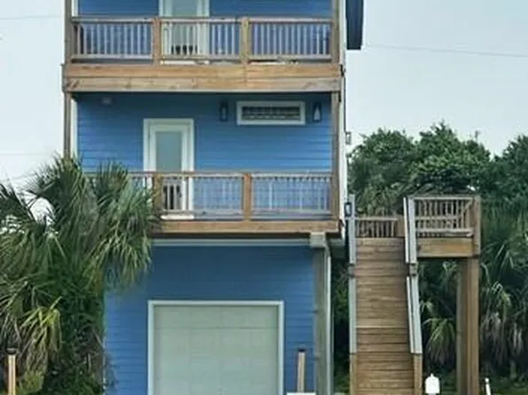 14142 Miramar Dr, Galveston, TX 77554