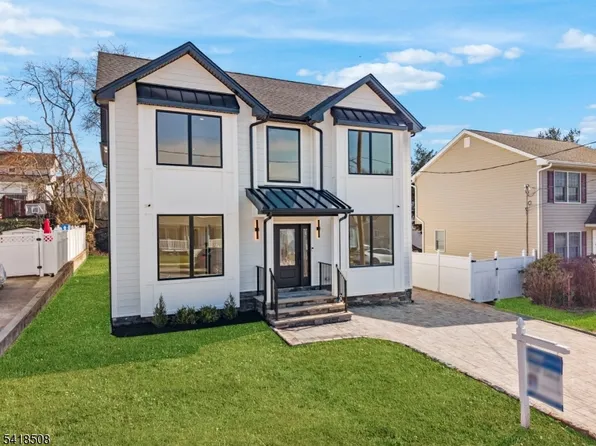 110 Platt Ave, Saddle Brook Twp., NJ 07663