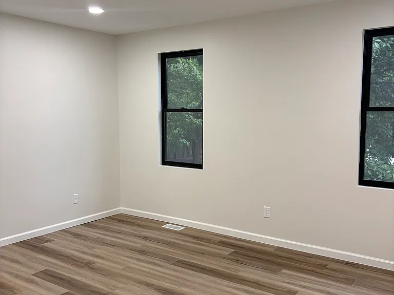 617 Alabama St — Photo 5