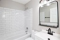 300-304 Sal Blvd #304A — Photo 7