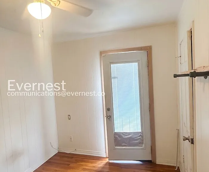118 Cravens Ave — Photo 3