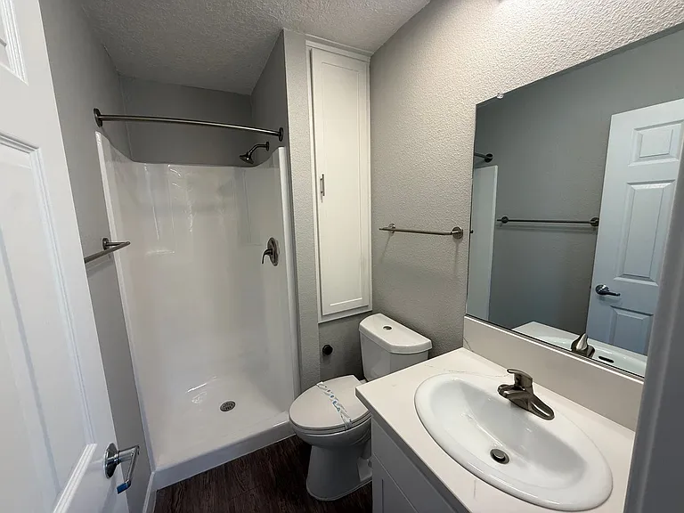 West Fifth Apartments — Photo 163