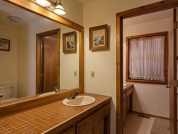 2nd image of 11941 Bavarian Way
