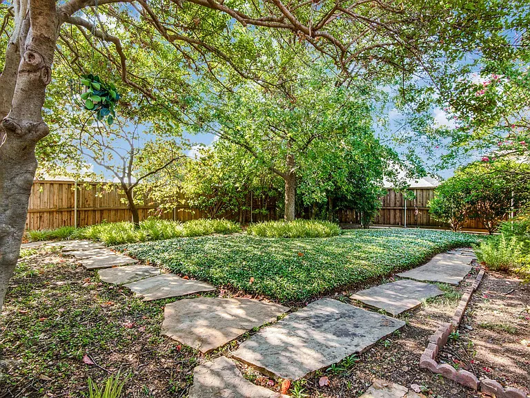 1624 Sutters Mill Dr — Photo 14