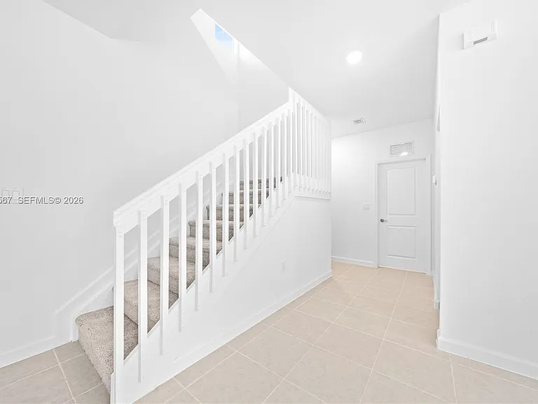 2442 SE 30th St — Photo 10