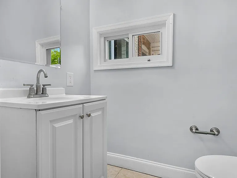 510 N Edgewood St — Photo 10