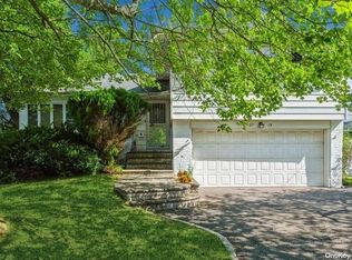 3715 Jules Ln, Wantagh, NY 11793