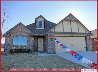 8260 Overlook Trl, Claremore, OK 74019