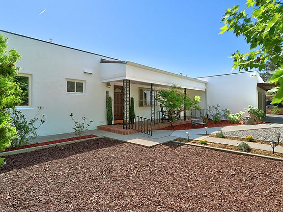 2nd image of 3560 Luke Cir NW