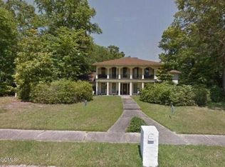 104 Blue Heron Blvd, Ocean Springs, MS 39564