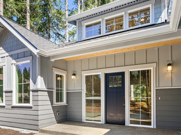 151 E Dogwood Ln, Union, WA 98592