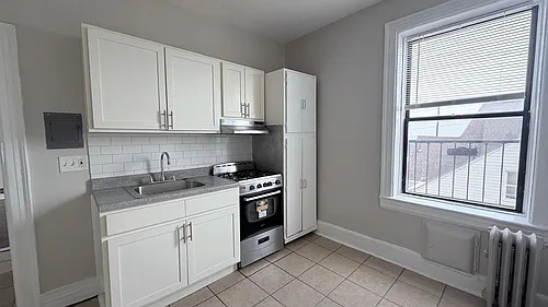 54 Linden Ave #402A Photo 1