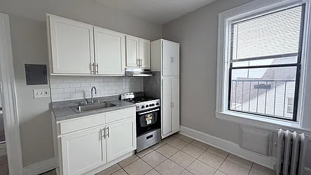 54 Linden Avenue