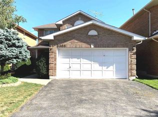 3366 Nutcracker Dr, Mississauga, ON L5N6E6